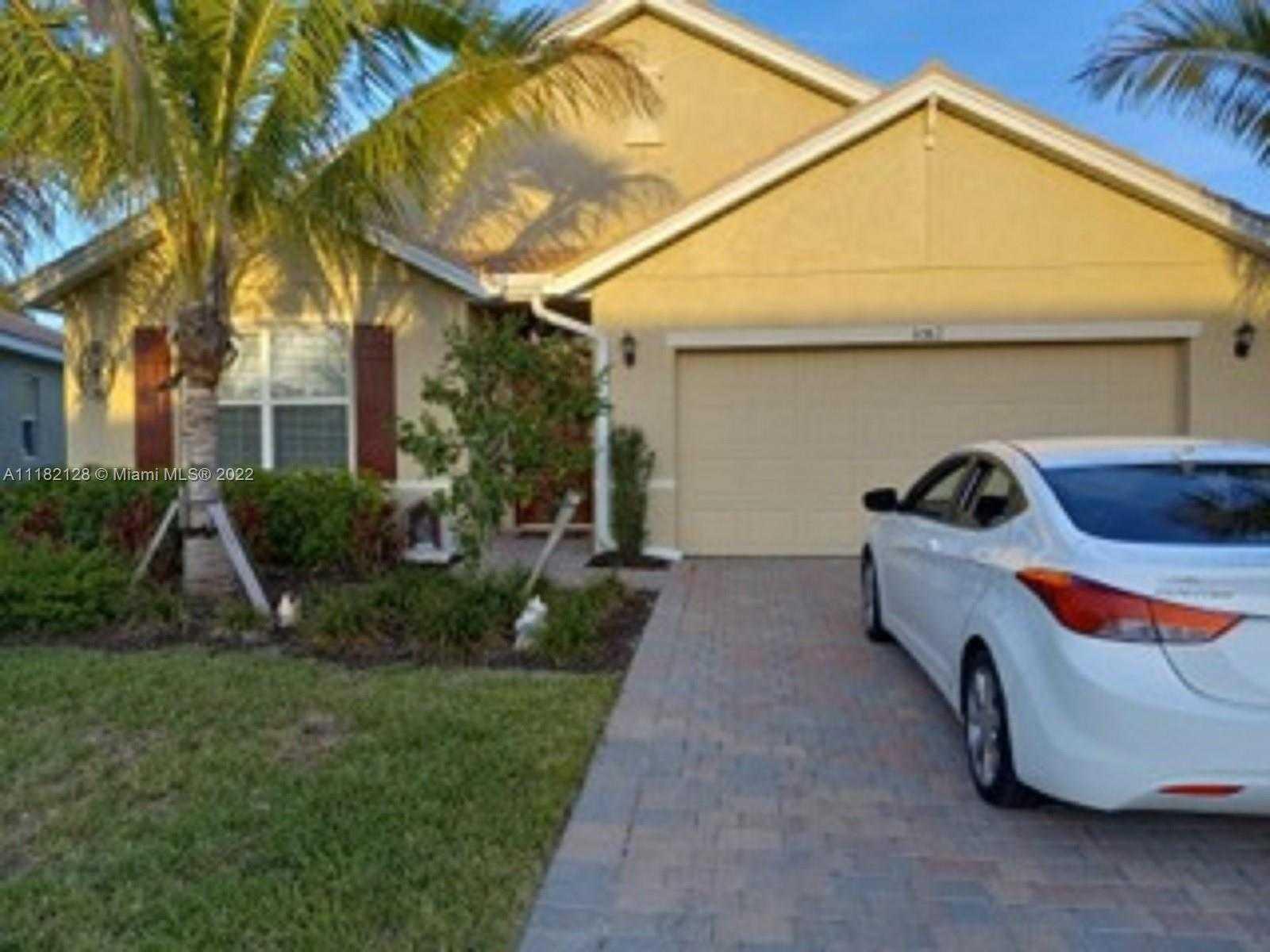 3082 Birchin Ln, Fort Myers, Single Family Home,  for sale, One Stop Realty - Miami
