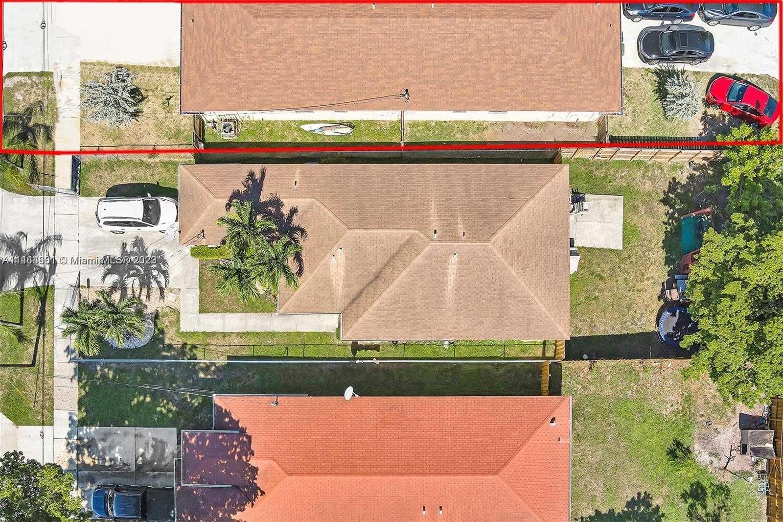 219 7th Ct, Hallandale Beach, Multi Family Home,  for sale, One Stop Realty - Miami