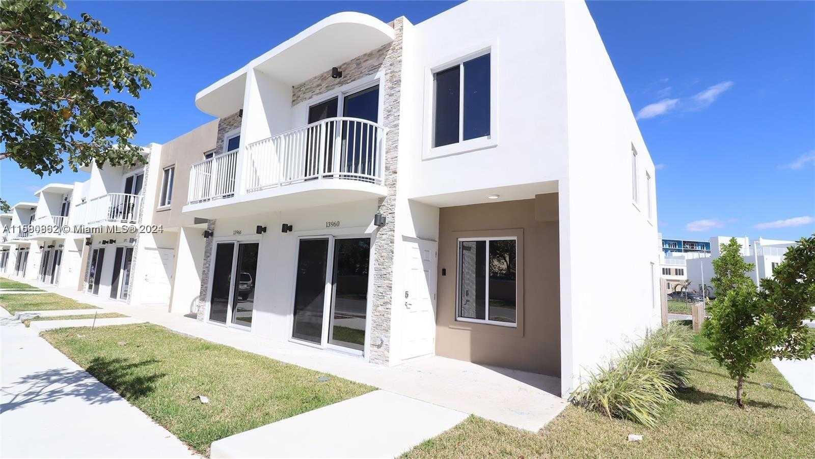 13960 259th Way, Homestead, Townhouse,  for sale, One Stop Realty - Miami