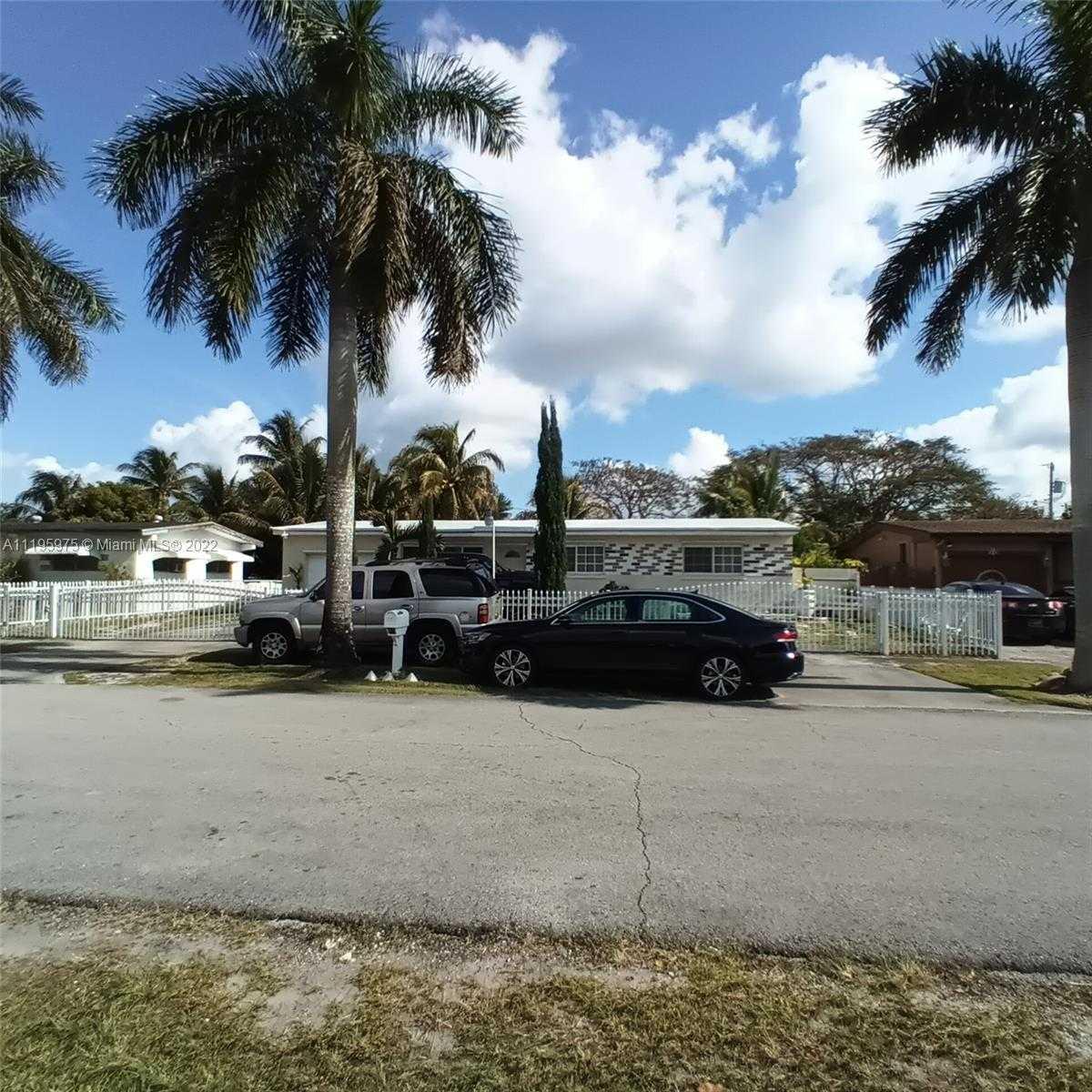 1425 NW 9th Ct , Homestead, Single-Family Home,  for sale, One Stop Realty - Miami