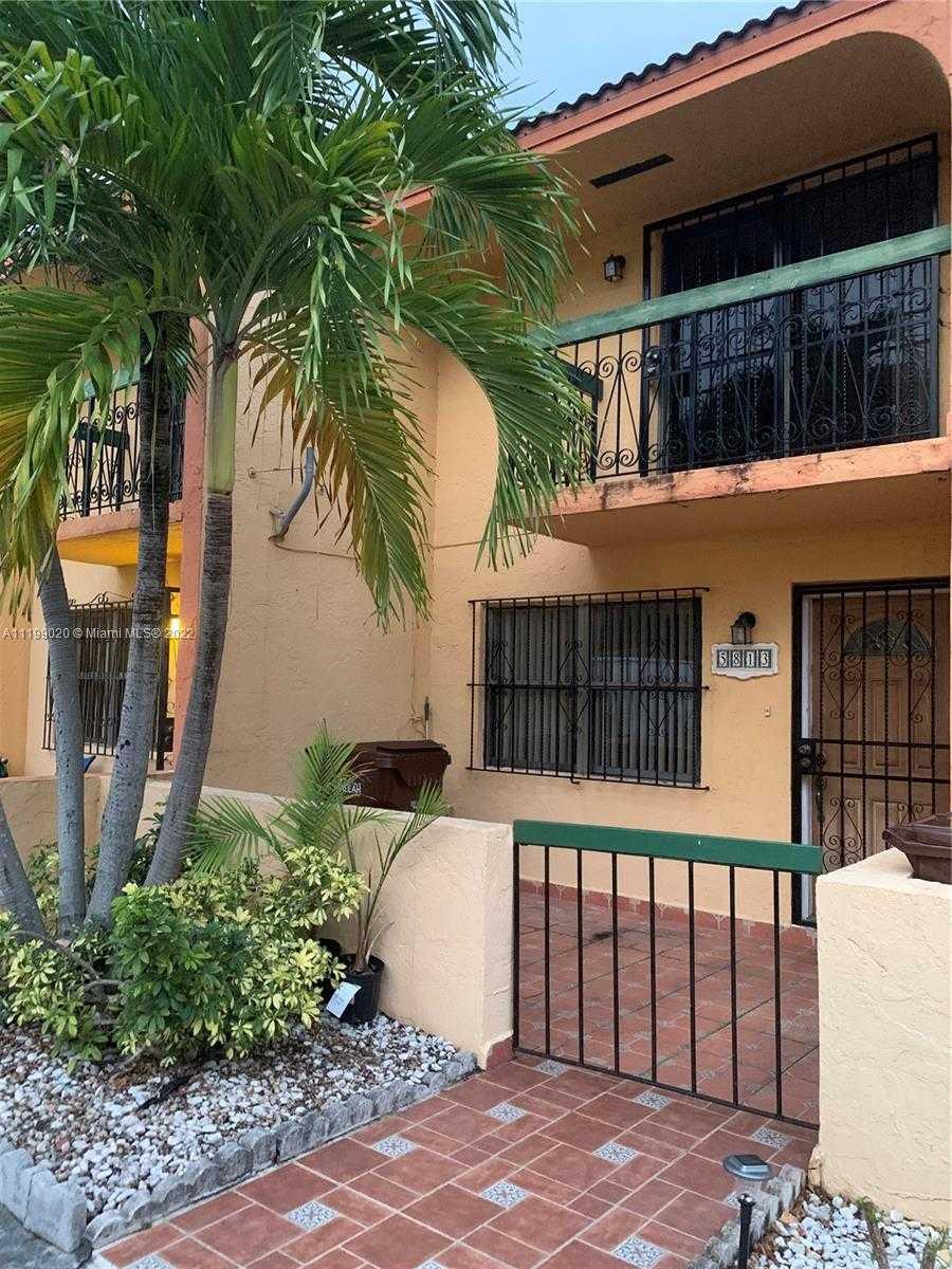 5813 W 18th Ct  6-8, Hialeah, Townhome / Attached,  for sale, One Stop Realty - Miami