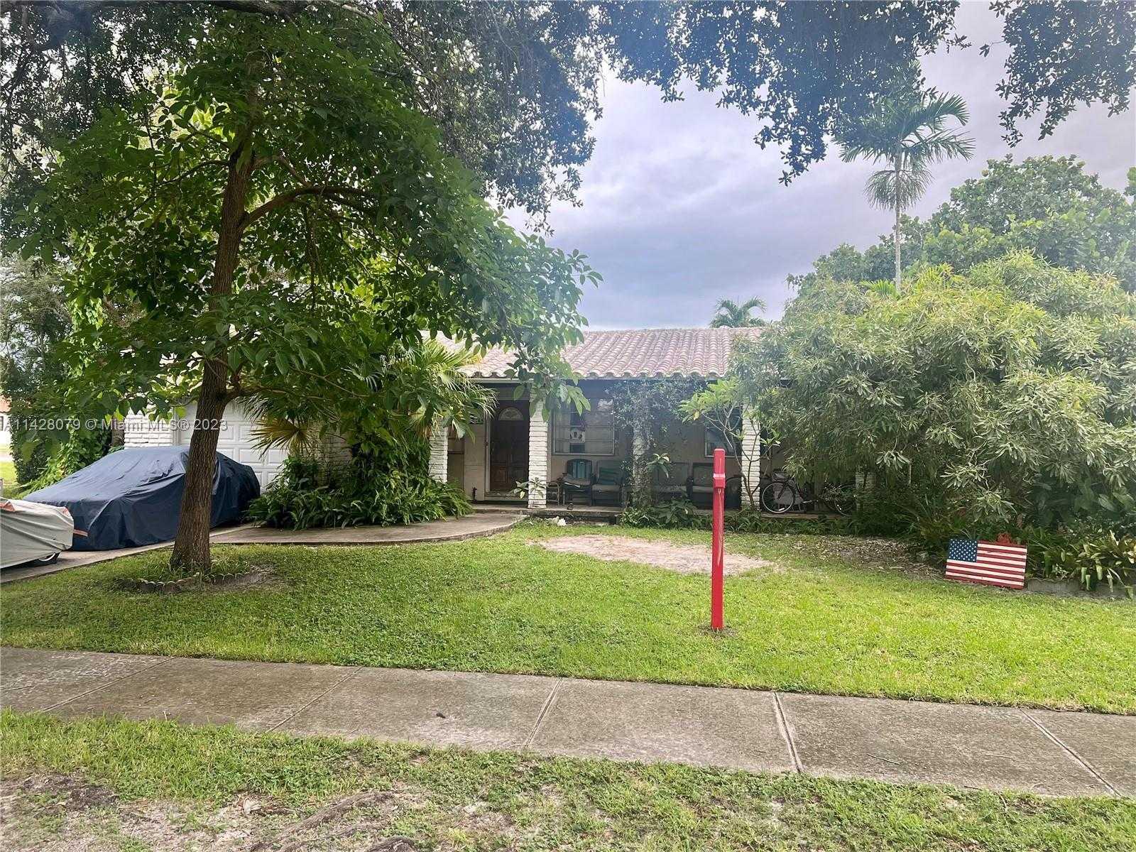 165 Sunset Way, Miami Springs, Single Family Home,  for sale, One Stop Realty - Miami