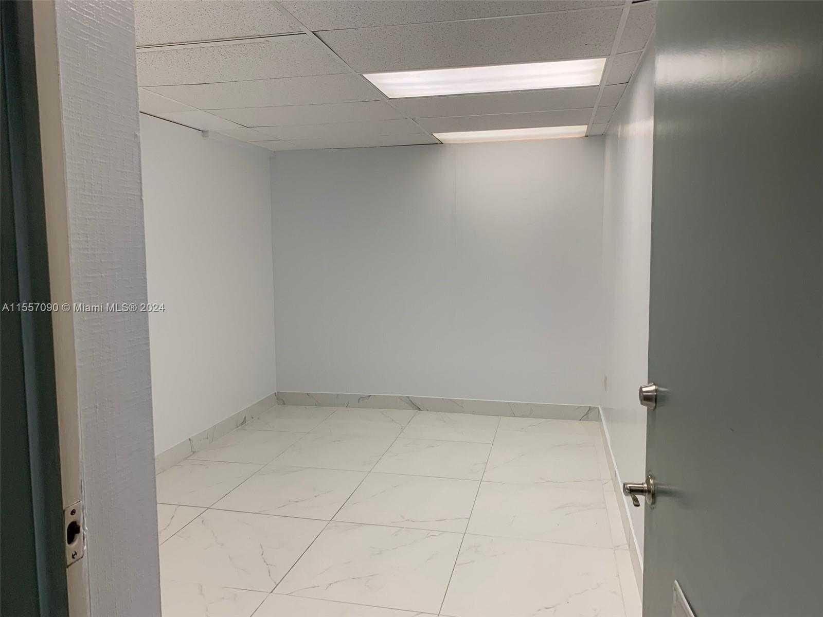 747 Ponce De Leon Blvd 410, Coral Gables, MEDICAL OFFICE,  for leased, One Stop Realty - Miami