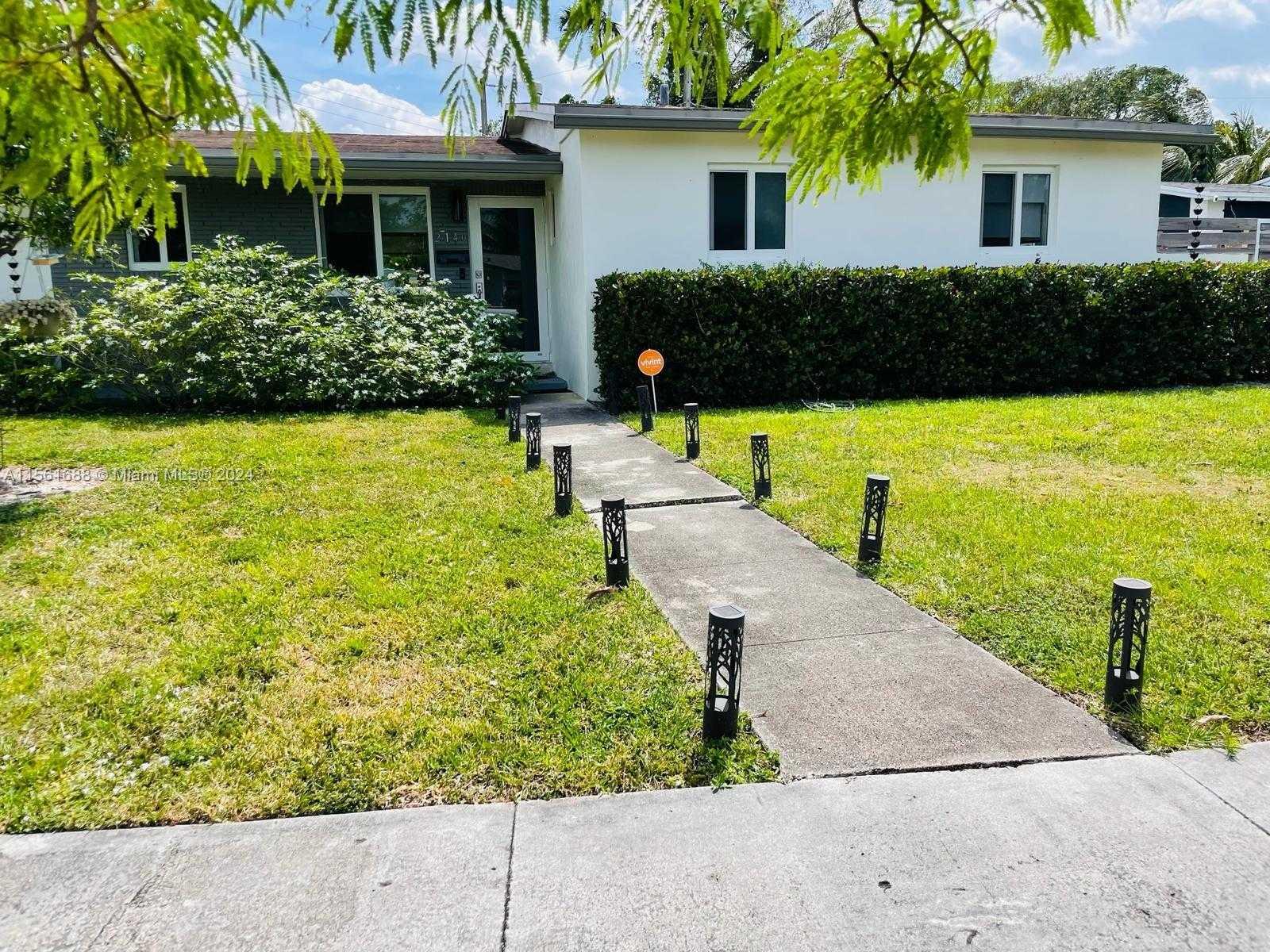 2140 63rd Ave, Sunrise, Single Family Home,  for sale, One Stop Realty - Miami